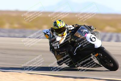 media/Feb-12-2022-SoCal Trackdays (Sat) [[3b21b94a56]]/Turn 11 Inside (155pm)/